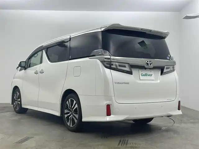 トヨタ ヴェルファイア Z Gエディション 岡山県 2019(平31)年 6万km ホワイトパールクリスタルシャイン 純正１０インチナビ/【Bluetooth/フルセグTV/CD/DVD】/合皮シート/衝突軽減ブレーキ/両側電動スライドドア/レーダークルーズコントロール/ビルトインＥＴＣ/ＬＥＤヘッドライト/前席シートヒーター/前席エアシート/ステアリングヒーター/バックカメラ/社外ドライブレコーダー（前後）/ブラインドスポットモニター/純正フロアマット/踏み間違い防止/レーンアシスト/横滑り防止/オートブレーキホールド/TVキャンセラー/ISOFIX/後席サンシェイド/ステアリングスイッチ/チルトステアリング/シートリフター/ウインカーミラー/ドアバイザー