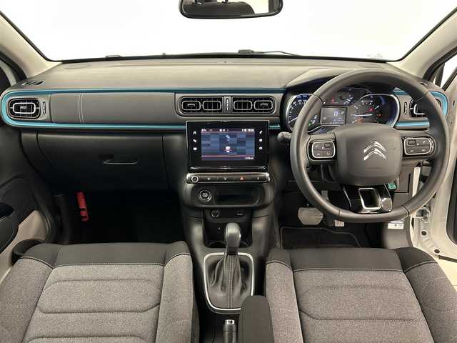 シトロエン Ｃ３ シャイン 岡山県 2022(令4)年 1.6万km 白 ワンオーナー/純正ディスプレイオーディオ/Apple Car Play/バックカメラ/クルーズコントロール/ブラインドスポットモニター/レーンディパーチャー/インテリジェントハイビーム/オートライト/ETC/LED/純正16インチAW