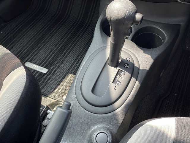 日産 ノート X 石川県 2018(平30)年 5.5万km ブリリアントシルバー 社外ディスプレイオーディオ（ラジオ、BT）/Ｂカメラ　/ＥＴＣ　/前方ドラレコ（DJ4-S）/衝突軽減装置　/車線逸脱警報　/前後コーナーセンサー/ＬＥＤヘッドライト　/オートライト　/横滑り防止装置　/純正フロアマット　/純正アルミホイール　/スマートキー