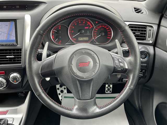 スバル インプレッサ ＷＲＸ STI A－Line タイプS 岩手県 2012(平24)年 9.7万km サテンホワイトパール 禁煙車/4WD/純正STIシート/大型純正ウィング/パドルシフト/前席パワーシート/社外ナビ/→フルセグTV/Bluetooth/CD/DVD/FM/AM/クルーズコントロール/横滑り防止装置/〇プッシュスタート/〇電動格納ミラー/ウィンカーミラー/〇ドアバイザー/〇フロアマット/〇スマートキー/〇シガーソケット/HIDヘッドライト/フォグライト/ETC