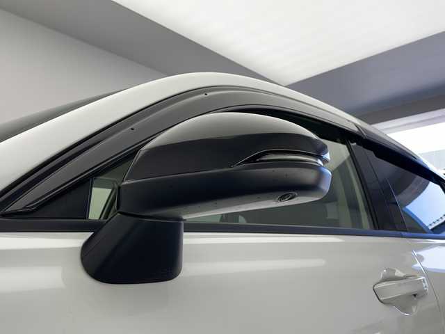 ホンダ ＺＲ－Ｖ ハイブリッド e:HEV Z 長野県 2023(令5)年 1.9万km プラチナホワイトパール 4WD/BOSEプレミアムサウンド/純正メモリナビ&フルセグTV&USB&BT/ホンダセンシング/アダプティブクルーズコントロール/路外逸脱警報/衝突軽減ブレーキ/踏み間違い防止/ブラインドスポットインフォメーション/社外前後ドライブレコーダー/パワーバックドア/レザーシート/前席シートヒーター/前席パワーシート/運転席シートメモリ/ステアリングスイッチ/ステアリングヒーター/パドルシフト/全方位カメラ/ビルトインETC2.0/LEDヘッドライト/オートライト/電動格納ミラー/ウィンカーミラー/ドアミラーヒーター/電動ホールド/ブレーキホールド/純正18インチAW装着/純正フロアマット/社外ドアバイザー/プッシュスタート/スマートキー