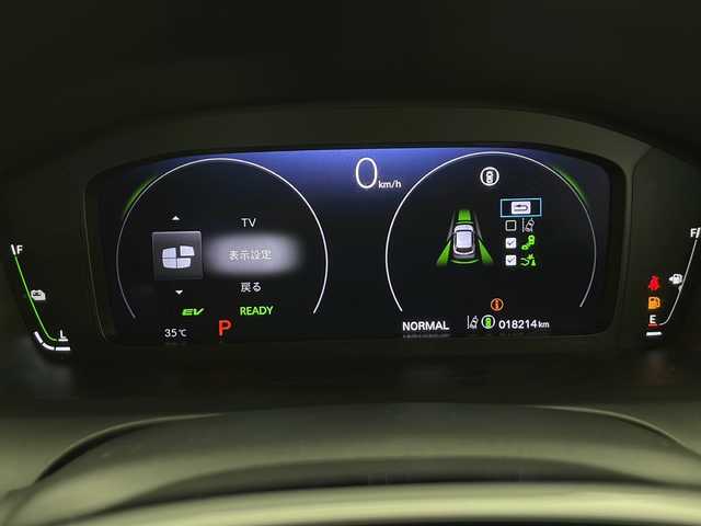 ホンダ ＺＲ－Ｖ ハイブリッド e:HEV Z 長野県 2023(令5)年 1.9万km プラチナホワイトパール 4WD/BOSEプレミアムサウンド/純正メモリナビ&フルセグTV&USB&BT/ホンダセンシング/アダプティブクルーズコントロール/路外逸脱警報/衝突軽減ブレーキ/踏み間違い防止/ブラインドスポットインフォメーション/社外前後ドライブレコーダー/パワーバックドア/レザーシート/前席シートヒーター/前席パワーシート/運転席シートメモリ/ステアリングスイッチ/ステアリングヒーター/パドルシフト/全方位カメラ/ビルトインETC2.0/LEDヘッドライト/オートライト/電動格納ミラー/ウィンカーミラー/ドアミラーヒーター/電動ホールド/ブレーキホールド/純正18インチAW装着/純正フロアマット/社外ドアバイザー/プッシュスタート/スマートキー