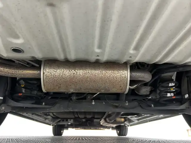 日産 セレナ HWS S HV Vセレ +Sefty Aセーフ 神奈川県 2015(平27)年 7.4万km ブリリアントホワイトパール 純正8インチSDナビ　【MM514D-L】/-CD/DVD/Bluetooth/SD/フルセグTV/アラウンドビューモニター/フリップダウンモニター/両側パワースライドドア　/エマージェンシーブレーキ　/車線警報　/踏み間違い衝突防止アシスト　/ふらつき警報　/クルーズコントロール　/LEDヘッドライト　/フォグランプ　/ビルトインETC