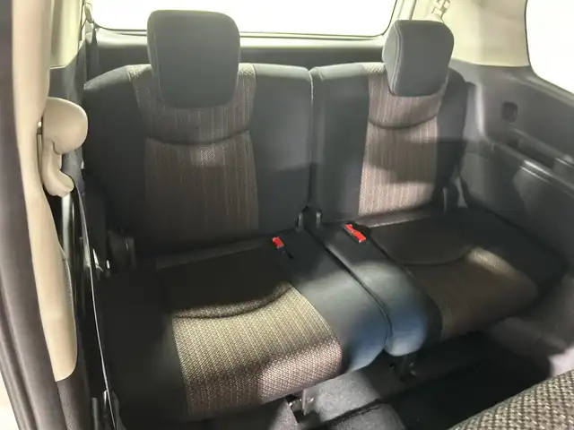 日産 セレナ HWS S HV Vセレ +Sefty Aセーフ 神奈川県 2015(平27)年 7.4万km ブリリアントホワイトパール 純正8インチSDナビ　【MM514D-L】/-CD/DVD/Bluetooth/SD/フルセグTV/アラウンドビューモニター/フリップダウンモニター/両側パワースライドドア　/エマージェンシーブレーキ　/車線警報　/踏み間違い衝突防止アシスト　/ふらつき警報　/クルーズコントロール　/LEDヘッドライト　/フォグランプ　/ビルトインETC