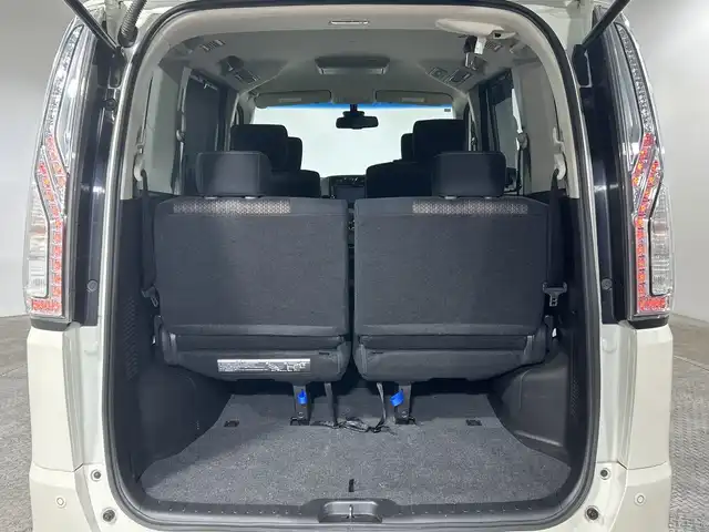 日産 セレナ HWS S HV Vセレ +Sefty Aセーフ 神奈川県 2015(平27)年 7.4万km ブリリアントホワイトパール 純正8インチSDナビ　【MM514D-L】/-CD/DVD/Bluetooth/SD/フルセグTV/アラウンドビューモニター/フリップダウンモニター/両側パワースライドドア　/エマージェンシーブレーキ　/車線警報　/踏み間違い衝突防止アシスト　/ふらつき警報　/クルーズコントロール　/LEDヘッドライト　/フォグランプ　/ビルトインETC