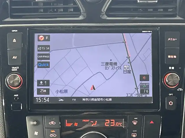 日産 セレナ HWS S HV Vセレ +Sefty Aセーフ 神奈川県 2015(平27)年 7.4万km ブリリアントホワイトパール 純正8インチSDナビ　【MM514D-L】/-CD/DVD/Bluetooth/SD/フルセグTV/アラウンドビューモニター/フリップダウンモニター/両側パワースライドドア　/エマージェンシーブレーキ　/車線警報　/踏み間違い衝突防止アシスト　/ふらつき警報　/クルーズコントロール　/LEDヘッドライト　/フォグランプ　/ビルトインETC