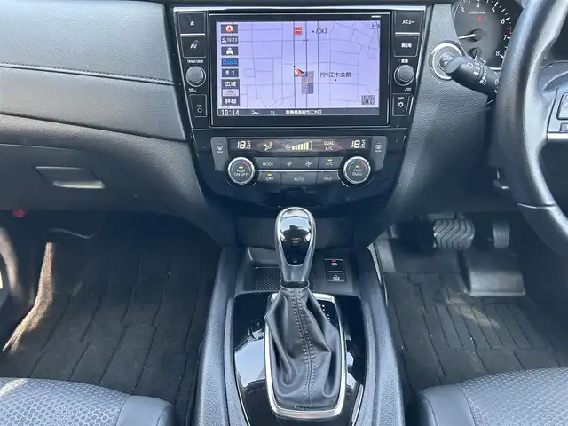 日産 エクストレイル 20Xi Vセレクション 群馬県 2020(令2)年 5.1万km ダイヤモンドブラック 4WD/純正10型ナビ(MM520D-L)/CD・DVD・SD・USB/BT・HDMI・フルセグTV/デジタルインナーミラー/ビルトインETC/アラウンドビューモニター/クルーズコントロール/パワーバックドア/プロパイロット/前席パワーシート/全席シートヒーター/純正フロアマット/純正AWのみ積込/　(225/60/R18)