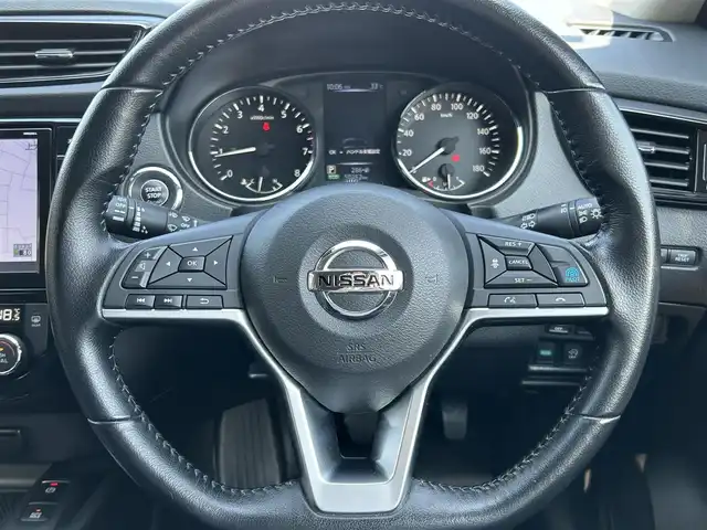 日産 エクストレイル 20Xi Vセレクション 群馬県 2020(令2)年 5.1万km ダイヤモンドブラック 4WD/純正10型ナビ(MM520D-L)/CD・DVD・SD・USB/BT・HDMI・フルセグTV/デジタルインナーミラー/ビルトインETC/アラウンドビューモニター/クルーズコントロール/パワーバックドア/プロパイロット/前席パワーシート/全席シートヒーター/純正フロアマット/純正AWのみ積込/　(225/60/R18)