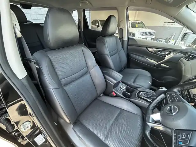 日産 エクストレイル 20Xi Vセレクション 群馬県 2020(令2)年 5.1万km ダイヤモンドブラック 4WD/純正10型ナビ(MM520D-L)/CD・DVD・SD・USB/BT・HDMI・フルセグTV/デジタルインナーミラー/ビルトインETC/アラウンドビューモニター/クルーズコントロール/パワーバックドア/プロパイロット/前席パワーシート/全席シートヒーター/純正フロアマット/純正AWのみ積込/　(225/60/R18)