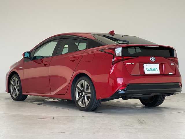 トヨタ プリウス A ツーリングセレクション 愛知県 2019(平31)年 3.7万km エモーショナルレッドⅡ 純正9型ナビ ＳＤカードなし/レーダークルーズコントロール/シートヒーター/バックカメラ/コーナーセンサー/純正アルミホイール/ブラインドスポットモニター/ヘッドアップディスプレイ/LEDヘッドライト/オートマチックハイビーム/ETC/衝突軽減システム/フルセグ/CD DVD/Bluetooth/ステアリングスイッチ/スマートキー/プッシュスタート