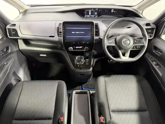 日産 セレナ e－パワー ハイウェイスター V 大阪府 2022(令4)年 1万km ブリリアントホワイトパール 2トーン ProPILOT 純正9incナビTV 360カメラ フリップダウンモニター デジタルインナーミラー レーダークルコン 衝突軽減ブレーキ レーンアシスト ブラインドSM 両側ハンズフリーパワースライドドア ドライブレコーダー ETC