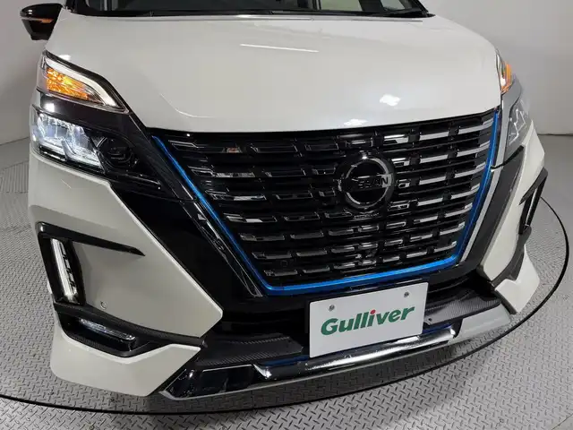 日産 セレナ e－パワー ハイウェイスター V 大阪府 2022(令4)年 1万km ブリリアントホワイトパール 2トーン ProPILOT 純正9incナビTV 360カメラ フリップダウンモニター デジタルインナーミラー レーダークルコン 衝突軽減ブレーキ レーンアシスト ブラインドSM 両側ハンズフリーパワースライドドア ドライブレコーダー ETC