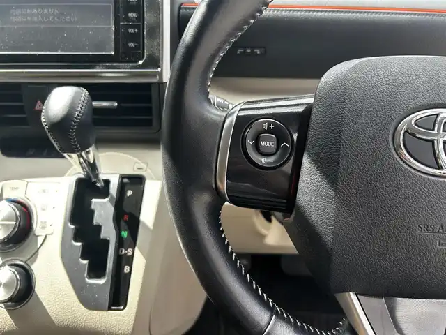 トヨタ シエンタ G 滋賀県 2015(平27)年 6.2万km ホワイトパールクリスタルシャイン 純正7インチナビ/【Bluetooth/フルセグ TV/SD/DVD/CD】/両側パワースライドドア/バックカメラ/レーダークルーズコントロール/衝突軽減ブレーキ/レーンキープアシスト/オートマチックハイビームシステム/LEDヘッドライト/純正ドライブレコーダー/純正ビルトインETC/純正フロアマット/プッシュスタート/スマートキー/ステアリングリモコン