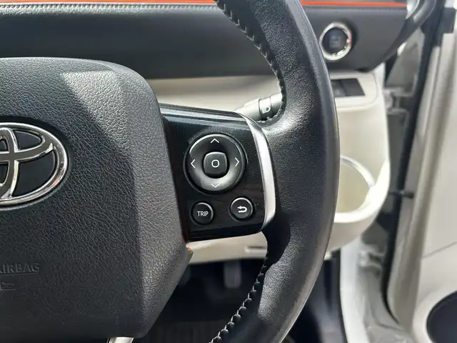 トヨタ シエンタ G 滋賀県 2015(平27)年 6.2万km ホワイトパールクリスタルシャイン 純正7インチナビ/【Bluetooth/フルセグ TV/SD/DVD/CD】/両側パワースライドドア/バックカメラ/レーダークルーズコントロール/衝突軽減ブレーキ/レーンキープアシスト/オートマチックハイビームシステム/LEDヘッドライト/純正ドライブレコーダー/純正ビルトインETC/純正フロアマット/プッシュスタート/スマートキー/ステアリングリモコン