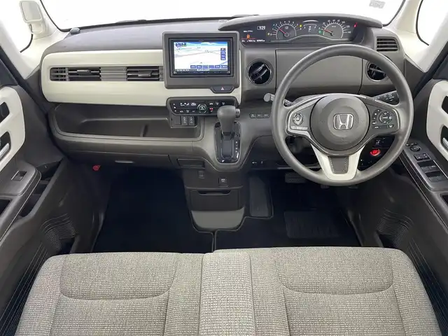 ホンダ Ｎ ＢＯＸ L 富山県 2021(令3)年 3万km プラチナホワイトパール 社外ナビ（AM/FM/BT/CD/ワンセグ）/ETC/シートヒーター/片側パワースライドドア/衝突被害軽減システム/レーダークルーズコントロール/レーンキープアシスト/コーナーセンサー/横滑り防止装置/社外フロアマット/オートLEDライト/スマートキー/スペアキー