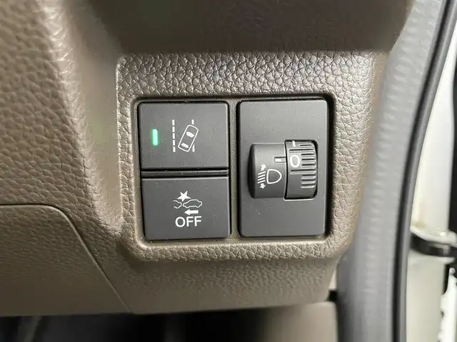 ホンダ Ｎ ＢＯＸ L 富山県 2021(令3)年 3万km プラチナホワイトパール 社外ナビ（AM/FM/BT/CD/ワンセグ）/ETC/シートヒーター/片側パワースライドドア/衝突被害軽減システム/レーダークルーズコントロール/レーンキープアシスト/コーナーセンサー/横滑り防止装置/社外フロアマット/オートLEDライト/スマートキー/スペアキー