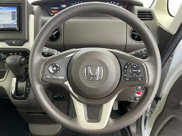 ホンダ Ｎ ＢＯＸ L 富山県 2021(令3)年 3万km プラチナホワイトパール 社外ナビ（AM/FM/BT/CD/ワンセグ）/ETC/シートヒーター/片側パワースライドドア/衝突被害軽減システム/レーダークルーズコントロール/レーンキープアシスト/コーナーセンサー/横滑り防止装置/社外フロアマット/オートLEDライト/スマートキー/スペアキー