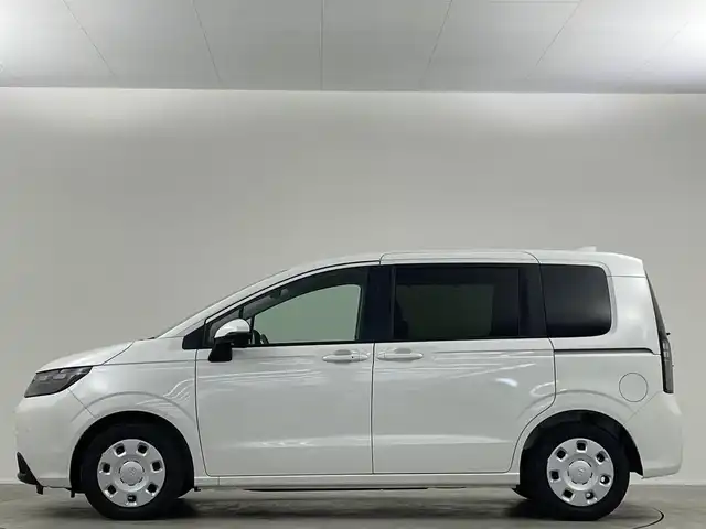 ホンダ フリード ハイブリット e:HEV AIR Biz 埼玉県 2025(令7)年 0.1千km プラチナホワイトパール 登録済み未使用車 両側パワースライドドア バックカメラ オートハイビーム コーナーセンサー レーダークルーズコントロール レーンキープアシスト 衝突軽減システム スマートキー LEDヘッドライト