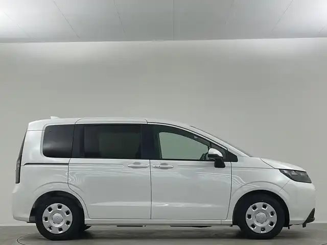 ホンダ フリード ハイブリット e:HEV AIR Biz 埼玉県 2025(令7)年 0.1千km プラチナホワイトパール 登録済み未使用車 両側パワースライドドア バックカメラ オートハイビーム コーナーセンサー レーダークルーズコントロール レーンキープアシスト 衝突軽減システム スマートキー LEDヘッドライト