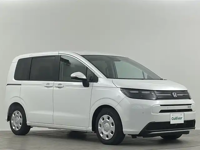 ホンダ フリード ハイブリット e:HEV AIR Biz 埼玉県 2025(令7)年 0.1千km プラチナホワイトパール 登録済み未使用車 両側パワースライドドア バックカメラ オートハイビーム コーナーセンサー レーダークルーズコントロール レーンキープアシスト 衝突軽減システム スマートキー LEDヘッドライト