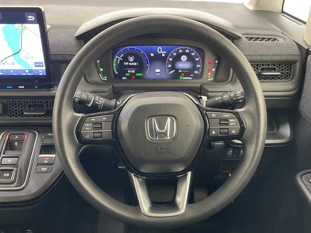 ホンダ ステップワゴン eHEV エアー 大阪府 2024(令6)年 1.9万km プラチナホワイトパール ホンダセンシング/純正11型ナビ/バックカメラ/両側パワースライドドア/レーダークルーズコントロール/CD DVD/Bluetooth/フルセグ/コーナーセンサー/純正アルミホイール/ETC/LEDヘッドライト/レーンキープアシスト/ドライブレコーダー/スマートキー/プッシュスタート