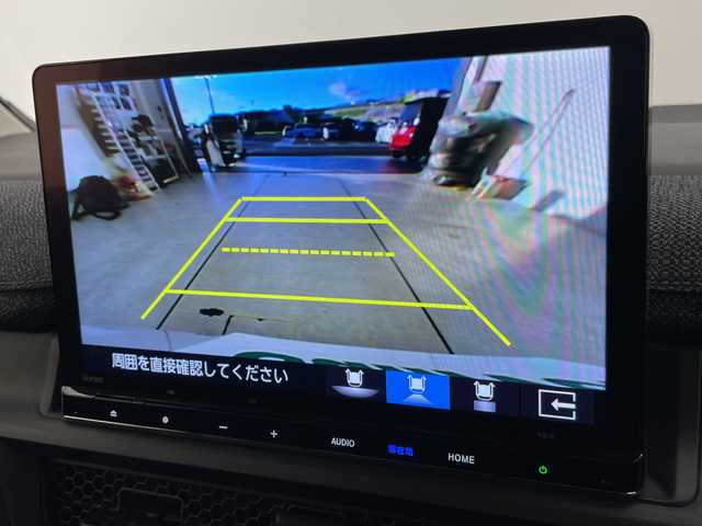 ホンダ ステップワゴン eHEV エアー 大阪府 2024(令6)年 1.9万km プラチナホワイトパール ホンダセンシング/純正11型ナビ/バックカメラ/両側パワースライドドア/レーダークルーズコントロール/CD DVD/Bluetooth/フルセグ/コーナーセンサー/純正アルミホイール/ETC/LEDヘッドライト/レーンキープアシスト/ドライブレコーダー/スマートキー/プッシュスタート