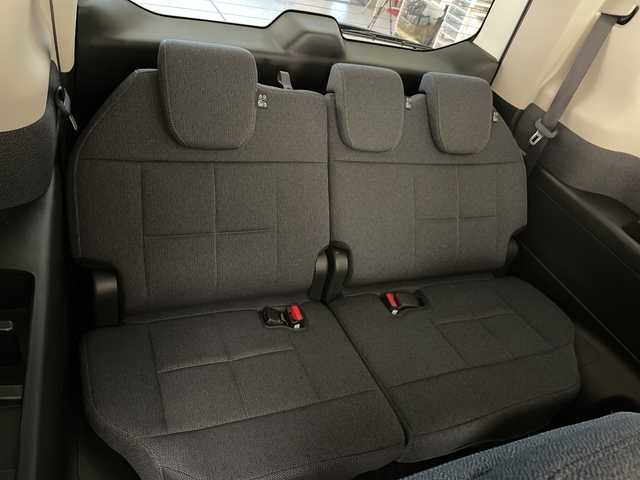 ホンダ ステップワゴン eHEV エアー 大阪府 2024(令6)年 1.9万km プラチナホワイトパール ホンダセンシング/純正11型ナビ/バックカメラ/両側パワースライドドア/レーダークルーズコントロール/CD DVD/Bluetooth/フルセグ/コーナーセンサー/純正アルミホイール/ETC/LEDヘッドライト/レーンキープアシスト/ドライブレコーダー/スマートキー/プッシュスタート