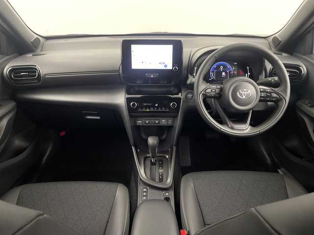 トヨタ ヤリスクロス ハイブリッド Z 埼玉県 2025(令7)年 0.1万km プラチナホワイトパールマイカ 純正ナビ/（FM/AM/BT/TV/USB）　/全方位カメラ/ビルトインＥＴＣ２．０　/ブラインドスポットモニター/レーダークルーズコントロール/前席シートヒーター　/ハンドルヒーター/パワーシート/コーナーセンサー　/レーンキープアシスト　　/ハーフレザーシート/LEDヘッドライト/オートハイビーム/純正アルミホイール/スマートキー×2