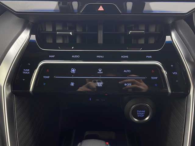 トヨタ ハリアー Z レザーパッケージ 秋田県 2020(令2)年 2万km プレシャスブラックパール ４WD/純正メモリナビ(Bluetooth/フルセグ)/全方位カメラ/ETC2.0/クルーズコントロール/純正AW/前後コーナーセンサー/前席パワーシート/前席エアシート/前席シートヒーター/デジタルインナーミラー/パノラマミックビューモニター/ヘッドアップディスプレイ/パワーバックドア/JBLサウンドシステム/ITSコネクト/衝突被害軽減システム/LEDヘッドライト/スペアキー