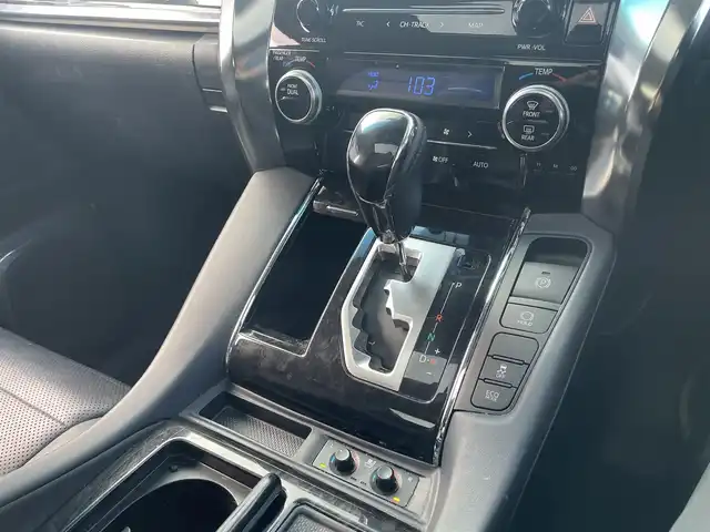 トヨタ アルファード S Cパッケージ 宮城県 2021(令3)年 5.7万km ブラック ワンオーナー/純正ナビ/(フルセグTV、DVD、ライオ、BT)/モデリスタエアロ/デジタルインナーミラー/ツインムーンルーフ/社外前後ドラレコ/ＢＳＭ/純正１２．１型フリップダウン式モニター/ＴＶキャンセラー/ビルトインＥＴＣ/パワーバックドア/パワーシート/（運転席、助手席、セカンドシート）/シートヒーター、エアシート/（運転席、助手席）/ステアリングヒーター/シートポジションメモリー/オートハイビーム/LTA/レーダークルーズコントロール/USBポート/純正フロアマット/純正エントランスマット/純正アルミホイールサマータイヤ/(235/50R18)