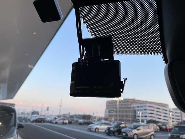 マツダ ＣＸ－６０ XD Sパッケージ 愛知県 2023(令5)年 2.4万km ロジウムホワイトプレミアムメタリック 純正12.4型ナビ SDカードなし/全方位カメラ/レーダークルーズコントロール/シートヒーター/バックカメラ/パワーシート/ヘッドアップディスプレイ/コーナーセンサー/純正アルミホイール/ブラインドスポットモニター/LEDヘッドライト/パドルシフト/ステアリングヒーター/オートマチックハイビーム/ドライブレコーダー/ETC/ワイヤレス充電機/衝突軽減システム/フルセグ/Bluetooth/ステアリングスイッチ/スマートキー/プッシュスタート