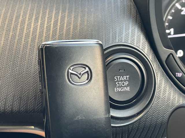 マツダ ＣＸ－６０ XD Sパッケージ 愛知県 2023(令5)年 2.4万km ロジウムホワイトプレミアムメタリック 純正12.4型ナビ SDカードなし/全方位カメラ/レーダークルーズコントロール/シートヒーター/バックカメラ/パワーシート/ヘッドアップディスプレイ/コーナーセンサー/純正アルミホイール/ブラインドスポットモニター/LEDヘッドライト/パドルシフト/ステアリングヒーター/オートマチックハイビーム/ドライブレコーダー/ETC/ワイヤレス充電機/衝突軽減システム/フルセグ/Bluetooth/ステアリングスイッチ/スマートキー/プッシュスタート