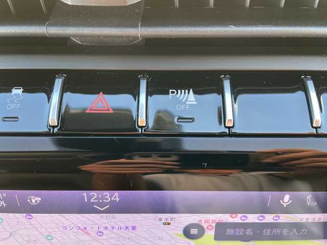 クライスラー・ジープ ジープ グランドチェロキーＬ リミテッド 山形県 2023(令5)年 1.7万km ブライトホワイト 禁煙車/4WD/純正10.1型ディスプレイナビ(AM/FM/TV/BT/Apple CarPlay)/地デジ/ALPINEサウンドシステム/セレクテレインシステム(ROCK/SAND/MUD/SNOW/AUTO/SPORT)/衝突被害軽減ブレーキ/アダプティブクルーズコントロール/前面衝突警報/アクティブレーンマネジメント/交差点衝突回避支援機能/パーキングアシスト/ブラインドスポットモニター/サラウンドビューカメラ/衝突感知オートロック解除・室内灯点灯機能/タイヤプレッシャーモニタリングシステム/レインブレーキサポート/ヘッドアップディスプレイ/パワーバックドア/ブラインドスポットモニター/アクティブノイズコントロールシステム/ヒルスタートアシスト/ヒルディセントコントロール/オフロードインフォメーションページ/オートブレーキホールド/エレクトロニックパーキングブレーキ/115Vアクセサリー電源アウトレット/ヒーテッドドアミラー/ステアリングヒーター/合成皮革シート/シートヒーター(1.2列目)/エアシート(D/N席)/スペアキー1本/純正AW18インチスタッドレス積込/ETC2.0