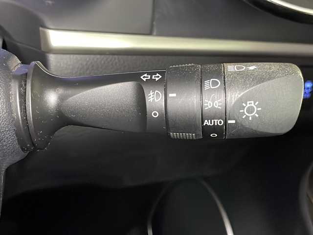 トヨタ ハリアー エレガンス 広島県 2017(平29)年 3.1万km ホワイトパールクリスタルシャイン ALPINE９型ナビ/モデリスタエアロ/パワーシート/バックカメラ/ＥＴＣ/前後ドラレコ/ＭＴモード付ＡＴシフト/フルセグ/コーナーセンサー(前後)/オートライト/フォグランプ/スマートキー/社外17インチアルミホイール(225/65/R17)/エアバッグ(運転席/助手席/サイド/カーテン)