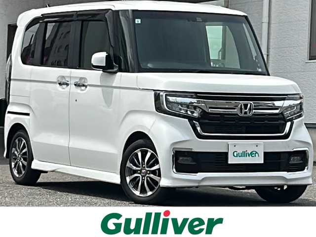ホンダ Ｎ ＢＯＸ カスタム L 岐阜県 2021(令3)年 2.5万km プラチナホワイトパール /純正メモリナビ(VXM-194VFi)/(フルセグTV/BT/DVD/DISC/FM/AM/USB/SD)//ホンダセンシング/(アダプティブクルーズコントロール)/(車線維持支援システム)/(衝突軽減ブレーキ)/(誤発進抑制機能)/(後方誤発進抑制機能)/(歩行者事故低減ステアリング)/(路外逸脱抑制機能)/(先行車発進お知らせ機能)/(標識認識機能)/(オートハイビーム)//ビルトインETC//両側パワースライドドア//シートヒーター//2.5AUSBジャック(充電専用)×2//スペアキー×1//後方視角支援ミラー//純正フロアマット//保証書//取説