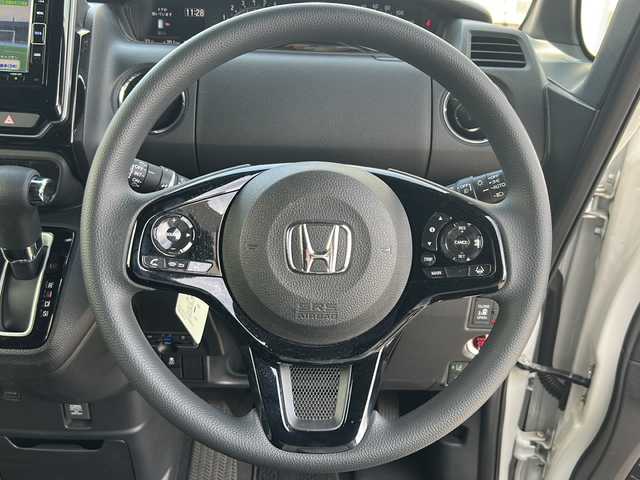 ホンダ Ｎ ＢＯＸ カスタム L 岐阜県 2021(令3)年 2.5万km プラチナホワイトパール /純正メモリナビ(VXM-194VFi)/(フルセグTV/BT/DVD/DISC/FM/AM/USB/SD)//ホンダセンシング/(アダプティブクルーズコントロール)/(車線維持支援システム)/(衝突軽減ブレーキ)/(誤発進抑制機能)/(後方誤発進抑制機能)/(歩行者事故低減ステアリング)/(路外逸脱抑制機能)/(先行車発進お知らせ機能)/(標識認識機能)/(オートハイビーム)//ビルトインETC//両側パワースライドドア//シートヒーター//2.5AUSBジャック(充電専用)×2//スペアキー×1//後方視角支援ミラー//純正フロアマット//保証書//取説