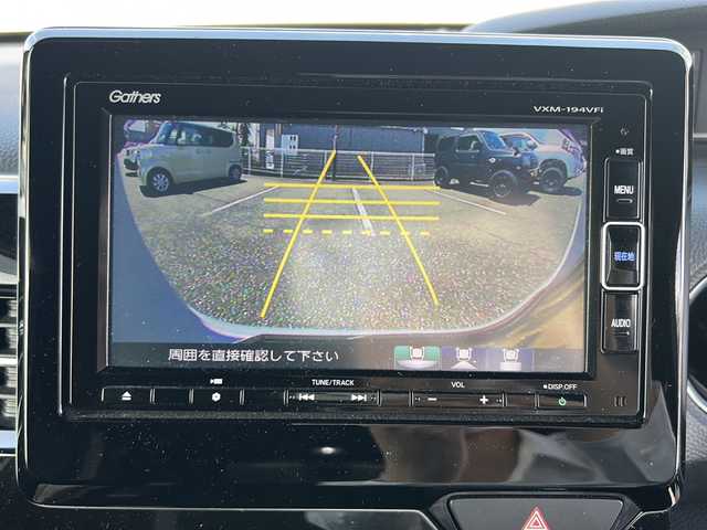 ホンダ Ｎ ＢＯＸ カスタム L 岐阜県 2021(令3)年 2.5万km プラチナホワイトパール /純正メモリナビ(VXM-194VFi)/(フルセグTV/BT/DVD/DISC/FM/AM/USB/SD)//ホンダセンシング/(アダプティブクルーズコントロール)/(車線維持支援システム)/(衝突軽減ブレーキ)/(誤発進抑制機能)/(後方誤発進抑制機能)/(歩行者事故低減ステアリング)/(路外逸脱抑制機能)/(先行車発進お知らせ機能)/(標識認識機能)/(オートハイビーム)//ビルトインETC//両側パワースライドドア//シートヒーター//2.5AUSBジャック(充電専用)×2//スペアキー×1//後方視角支援ミラー//純正フロアマット//保証書//取説