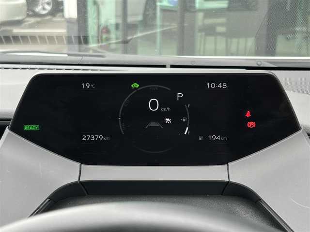 トヨタ プリウス Z 東京都 2023(令5)年 2.8万km プラチナホワイトパールマイカ Toyota Safety Sense/・レーンディパーチャーアラート/・先行車発進告知機能/・オートマチックハイビーム/・レーダークルーズコントロール/・クリアランスソナー/・パーキングサポートブレーキ/・ブラインドスポットモニター/・パノラミックビューモニター/純正ナビ/フルセグTV/ドライブレコーダー/パワーシート/エアシート/シートヒーター/ベンチレーションシート/ステアリングヒーター/ワイヤレス充電器/ETC2.0/LEDヘッドライト/19インチ純正アルミホイール/純正フロアマット