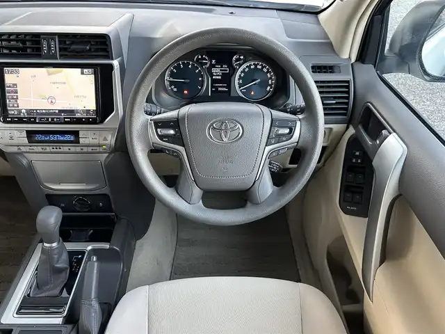 トヨタ ランドクルーザー プラド TX 埼玉県 2019(平31)年 3.6万km ホワイトパールクリスタルシャイン ワンオーナー車/モデリスタエアロ/社外20インチアルミ/（純正AW＋夏タイヤ車載）/社外ナビTV/アルパインフリップダウンモニター/バックカメラ/LEDヘッドライト/衝突軽減ブレーキ/レーダークルーズコントロール/プッシュスタート/スマートキー/保証書付整備手帳/取扱説明書