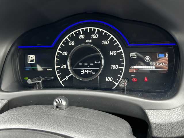 日産 ノート e－パワー X 兵庫県 2019(令1)年 8.1万km ダークメタルグレー 純正メモリナビ（ＡＭ・ＦＭ・フルセグ・ブルートゥース・ＣＤ・ＤＶＤ）プリクラッシュセーフティー　ＥＴＣ　ドライブレコーダー　純正フルエアロ　車線逸脱防止機能　コーナーセンサー　先行車発進告知　横滑り防止機能　オートライト　プッシュスタート　純正フロアマット