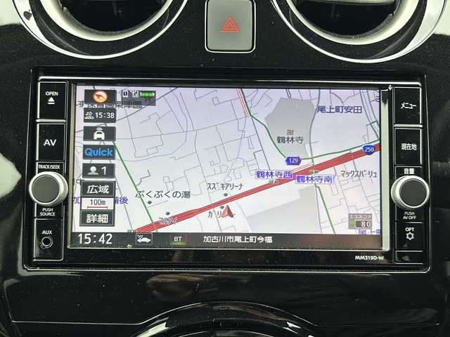 日産 ノート e－パワー X 兵庫県 2019(令1)年 8.1万km ダークメタルグレー 純正メモリナビ（ＡＭ・ＦＭ・フルセグ・ブルートゥース・ＣＤ・ＤＶＤ）プリクラッシュセーフティー　ＥＴＣ　ドライブレコーダー　純正フルエアロ　車線逸脱防止機能　コーナーセンサー　先行車発進告知　横滑り防止機能　オートライト　プッシュスタート　純正フロアマット
