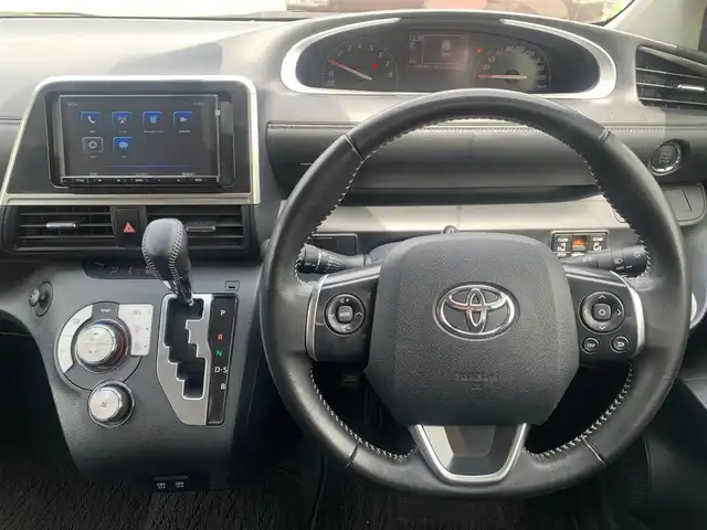 トヨタ シエンタ G セーフティエディションⅡ 大阪府 2021(令3)年 6.8万km ブラックマイカ 社外ナビ/   TV/CD/DVD/Bluetooth/USB/バックモニター/衝突軽減ブレーキ/横滑り防止装置/コーナーセンサー/両側パワースライドドア/アイドリングストップ/オートマチックハイビーム/レーントレーシングアシスト/ステアリングスイッチ/純正15インチアルミホイール/純正フロアマット/プッシュスタート/スマートキー/ＥＴＣ/ＬＥＤライト/禁煙車