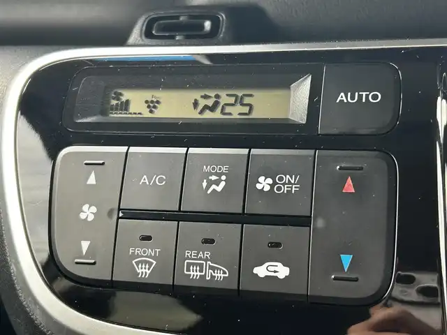 ホンダ Ｎ ＢＯＸ G ターボ SSパッケージ 福島県 2016(平28)年 7.3万km プレミアムホワイトパールⅡ 純正ナビゲーション/型番：VXM-174VFXi/【CD/DVD/SD/BT/TV】/バックカメラ/ビルトインETC/両側電動スライドドア/前席シートヒーター/パドルシフト/クルーズコントロール/シートバックテーブル/リアドアシェード/HIDオートライト/スチールホイール＋スタドッレスセット車載/155/65R14/純正フロアマット