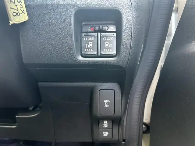 ホンダ Ｎ ＢＯＸ G ターボ SSパッケージ 福島県 2016(平28)年 7.3万km プレミアムホワイトパールⅡ 純正ナビゲーション/型番：VXM-174VFXi/【CD/DVD/SD/BT/TV】/バックカメラ/ビルトインETC/両側電動スライドドア/前席シートヒーター/パドルシフト/クルーズコントロール/シートバックテーブル/リアドアシェード/HIDオートライト/スチールホイール＋スタドッレスセット車載/155/65R14/純正フロアマット