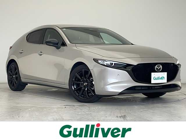 マツダ マツダ３ファストバック 15S ブラックトーンED 愛知県 2024(令6)年 1.6万km プラチナクォーツメタリック 衝突軽減システム/純正10.5型ナビ　ＳＤカードなし/全方位カメラ/レーダークルーズコントロール/フルセグ/Bluetooth/バックカメラ/コーナーセンサー/純正アルミホイール/ブラインドスポットモニター/ヘッドアップディスプレイ/LEDヘッドライト/オートマチックハイビーム/置くだけ充電機/ドライブレコーダー/ETC/ステアリングスイッチ/スマートキー/プッシュスタート