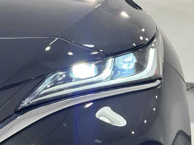 トヨタ ハリアー Z レザーパッケージ 愛知県 2024(令6)年 2.9万km プレシャスブラックパール 純正１２．３インチディスプレイオーディオＰｌｕｓ　/(AM/FM/フルセグTV/Miracast/CarPlay/Bluetooth/USB)/ＪＢＬサウンド　/モデリスタフルエアロ　/黒レザーシート　/トヨタセーフティセンス/　　-プリクラッシュセーフティ/　　-レーントレーニングアシスト＋レーンディパーチャーアラート/　　-レーダークルーズコントロール(ACC)/　　-アダプティブハイビームシステム/　　-ロードサインアシスト/　　-発進遅れ告知機能/パーキングサポートブレーキ　/デジタルインナーミラー　/シートベンチレーション/シートヒーター/ステアリングヒーター/メモリー機能付電動パワーシート/電動リアゲート/ヘッドアップディスプレイ/ブラインドスポットモニター（BSM)/バックカメラ/LEDヘッドライト/LEDフォグランプ/USB接続/純正フロアマット/プッシュスタート/　　-スマートキー
