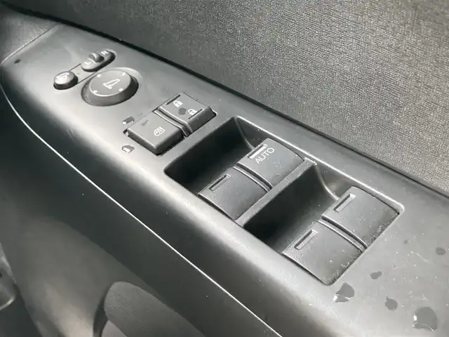 ホンダ Ｎ ＢＯＸ SSパッケージ 鳥取県 2015(平27)年 5.4万km プレミアムホワイトパール 4・W・D/ワンオーナー/社外ナビ/フルセグ/DVD/CD/BT/前席シートヒーター/両側パワースライドドア/衝突被害軽減システム/純正14インチアルミホイール/プッシュエンジンスタート/アイドリングストップ/純正フロアマット/ドアバイザー/スマートキー×２