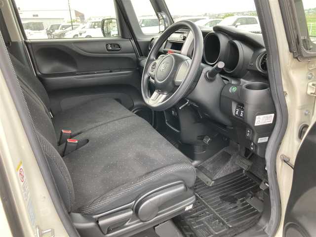 ホンダ Ｎ ＢＯＸ SSパッケージ 鳥取県 2015(平27)年 5.4万km プレミアムホワイトパール 4・W・D/ワンオーナー/社外ナビ/フルセグ/DVD/CD/BT/前席シートヒーター/両側パワースライドドア/衝突被害軽減システム/純正14インチアルミホイール/プッシュエンジンスタート/アイドリングストップ/純正フロアマット/ドアバイザー/スマートキー×２
