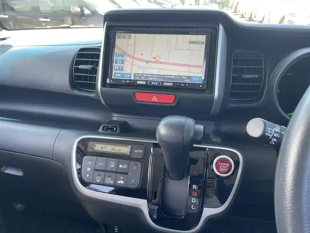 ホンダ Ｎ ＢＯＸ SSパッケージ 鳥取県 2015(平27)年 5.4万km プレミアムホワイトパール 4・W・D/ワンオーナー/社外ナビ/フルセグ/DVD/CD/BT/前席シートヒーター/両側パワースライドドア/衝突被害軽減システム/純正14インチアルミホイール/プッシュエンジンスタート/アイドリングストップ/純正フロアマット/ドアバイザー/スマートキー×２