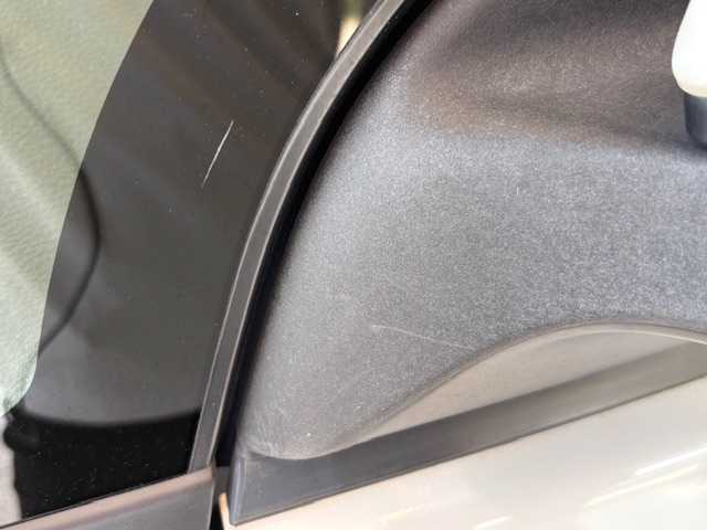 トヨタ ノア Si ダブルバイビー 埼玉県 2018(平30)年 4.8万km ホワイトパールクリスタルシャイン フルセグテレビ/バックカメラ/フリップダウンモニター/シートカバー/アイドリングストップ/キャプテンシート/クルーズコントロール/プッシュスタート/両側パワースライドドア/ETC/禁煙車